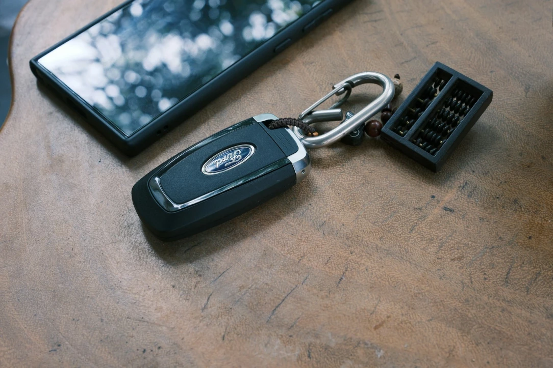 keychain for a Ford car